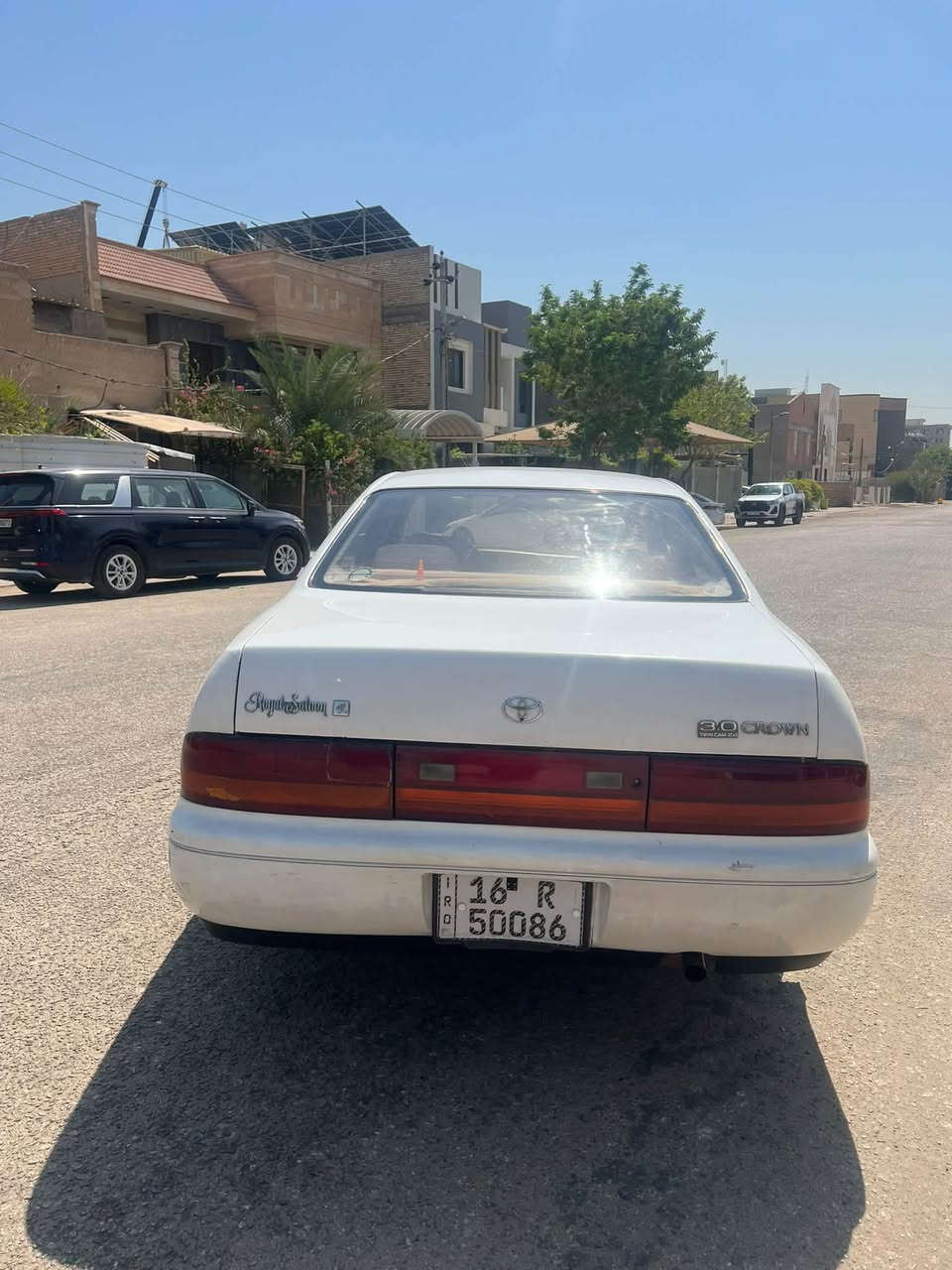 السلام عليكم
بطى مديل 1994 
السيارة جدا نظيفه 
مكاني النجف الاشرف
مكفوله كفاله عامه من الضربه والكصر ونقل جثه
رقم انكليزي قادسيه
تبريد 
شاشه
كامره
التواصل على الرقم فقط واتساب موجود ***********. 
السعر 55 ورقه وبي مجال
