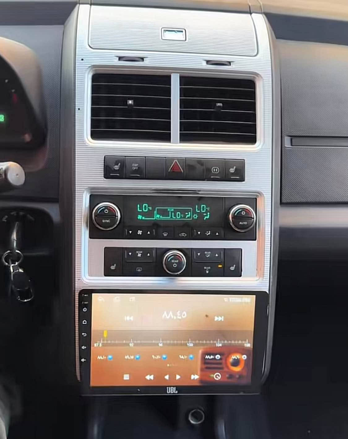 Dodge Journey 2009
V6  مەکینە شەش پستن
گێر و مەکینە شرط
طغم تایر جدید
چار قطعە و نیف بێ داخلی صبغن
غرامە 10 وەرەقە لسەرن 
سعر 78 وەرەقە 
واتسئاپ Whatsapp 
*********** دهوك, العراق
