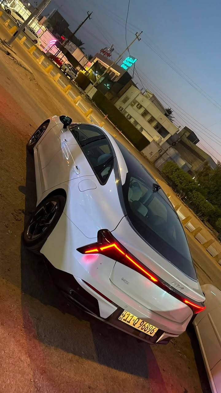 السلام عليكم
كيا K5 2024 خليجي فول بانوراما 
رقم بغداد 
سعرها 208 وبيها محال بسيط 

***********
