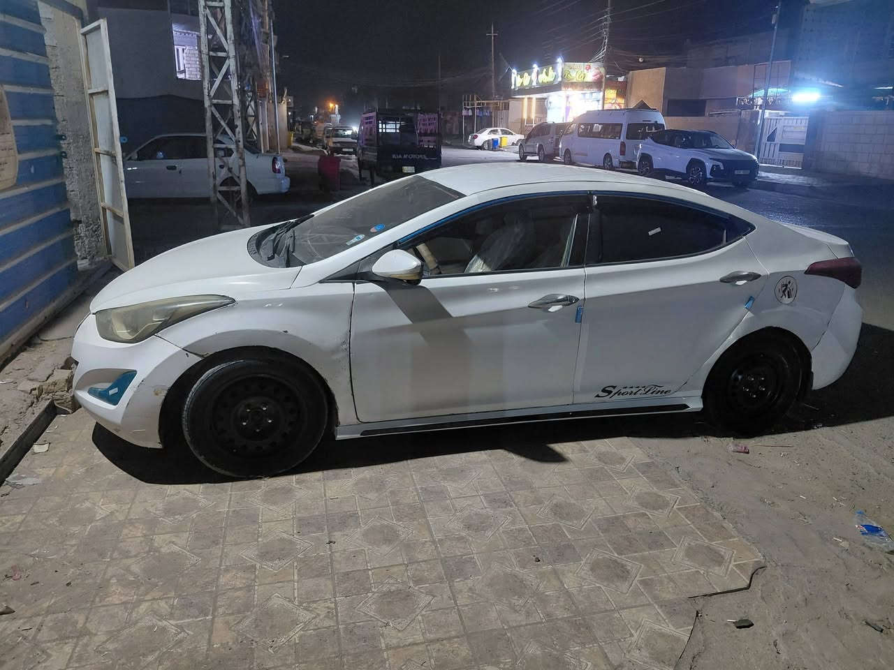 الانتره موديل ١٦ مجفيه ومعمره كيرمكينه تبريد حداديه كله مكفول رقم ذيقار تحويل مباشر رايد مراوس ب مقدسه صفره*********** مكاني بغداد
