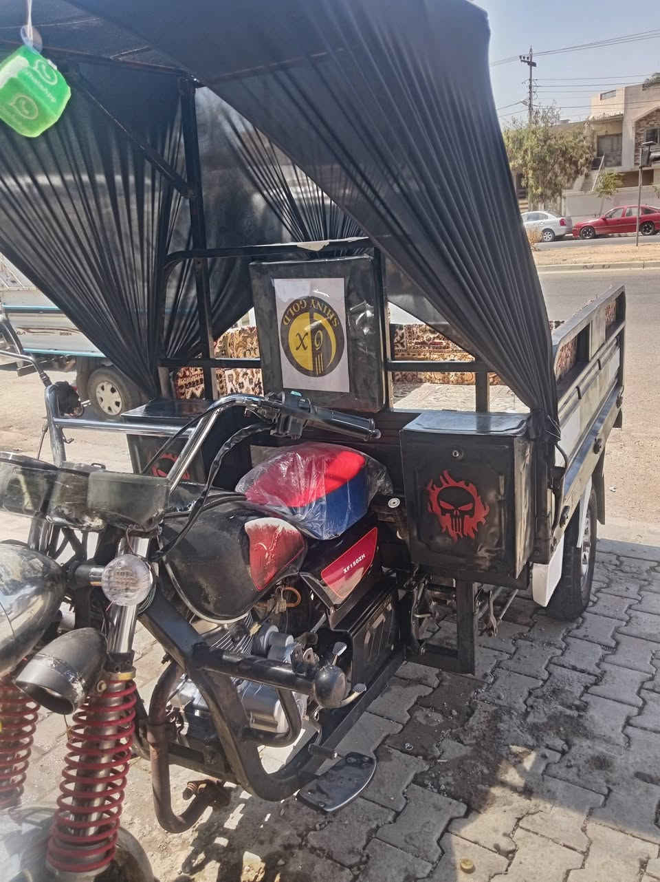 ستوته للبيع أسود بلادي ما مصبوغ  بلادي موديل ١٨ محرك مامفتوح أوراق كامله بليته موجوده السعر ١٣٥٠ بي مجال كركوك حي النصر هاتف ***********

