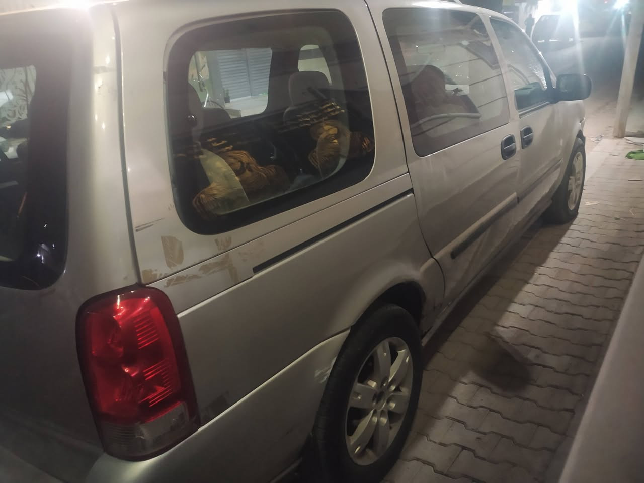 اسيارة شوفليت بلاندر رقم بغداد 2008 محرك 3900 كير على الشرط المكينه كامشه تبريد شغال ثلاث قطع للبيع فقط
الاتصال على *********** او ***********
