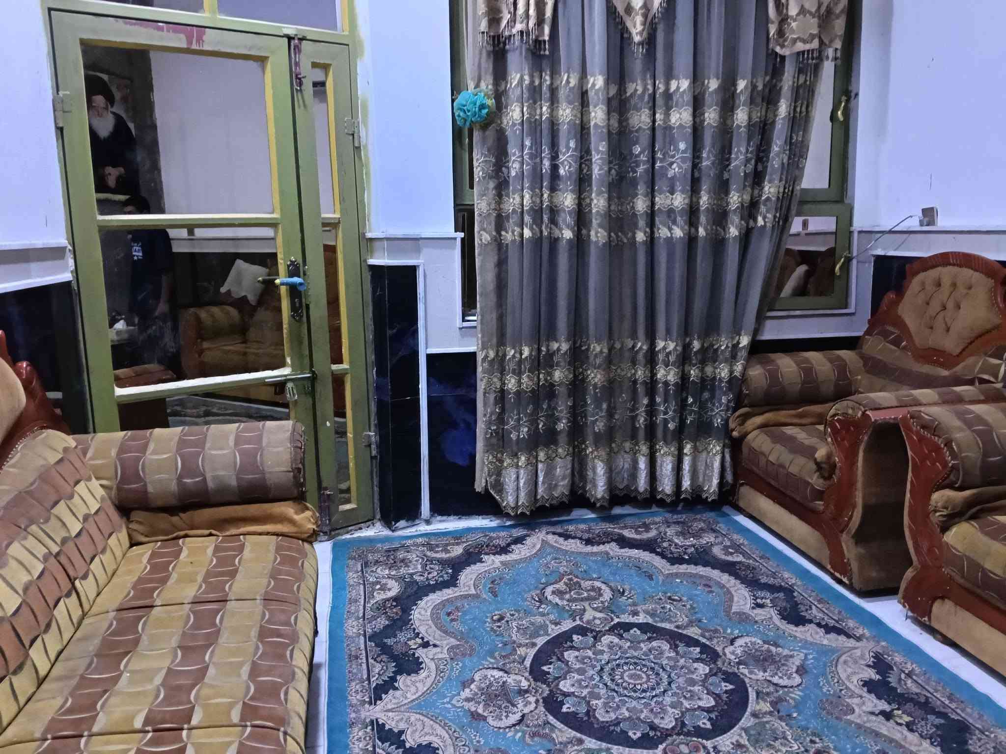 السلام عليكم دار للبيع 100 متر طابق واحد جديد سند 25 كافت خدمات بغداد الكمالية بستان علي كمال ***********
