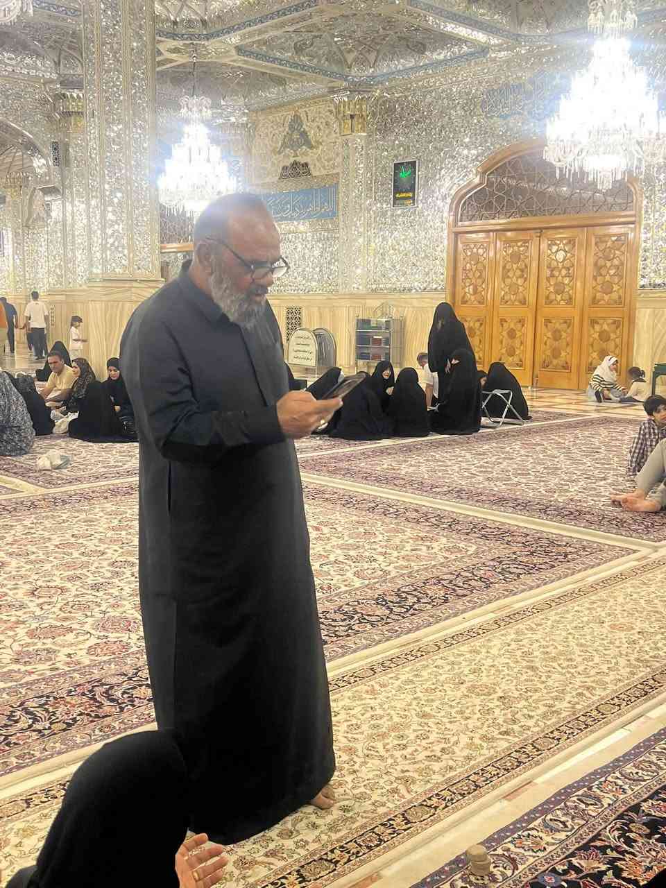 بسمه تعالى 
بعد ان من الله علينا بزياره الامام الثامن الضامن والسيده معصومه عليهم السلام 
نعلن وعلى بركه الله
استلام الجوازات لرحله ايران يشمل البرنامج 
نقل باصات vip 
3 ليالي في قم 
مزارات قم 
نيشابور قدم الامام الرضا 
4 ليالي في مشهد 
ثلاث وجبات طعام في مشهد 
مزارات مشهد 
جوله سياحيه ترفهيه في مشهد 
شرح مفصل عن جميع المزارات
فنادق قريبه من الحرم 
***********
***********
