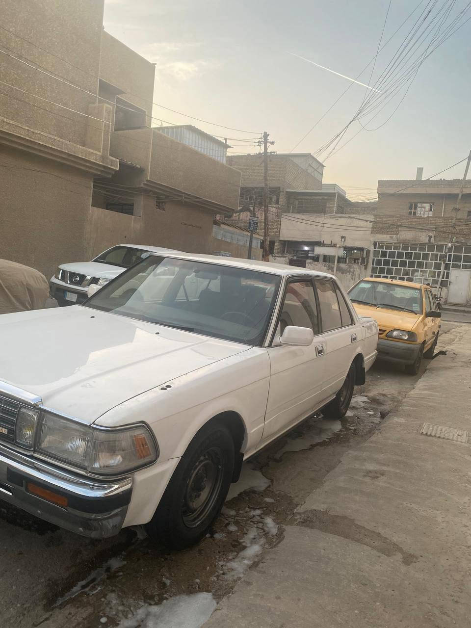 كراون • ١٩٨٨ • قطعتين صبغ