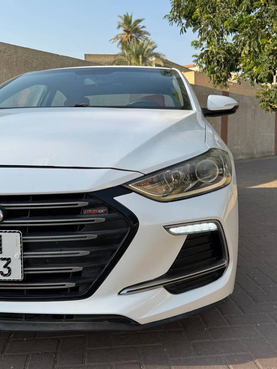 السلام عليكم للبيع 
النترا خليجي سوبر 2018 فول مواصفات مكينه 2000 دوش مكينه كير ممفتوحات بلاد ماشيه 130 الف كم 
رقم بغداد ب اسمي تحويل ثاني يوم السياره بيها جاملغ خلفي صبغ بدون معجون وحافه البنيد فقط باقي السياره مكفوله سياره برغي مابيها نقص مواصفات كشنات جلد فتحه شاشه لدات حساسات خلفيه تخم تاير جديد صدر امامي خلفي السياره جاهزه ع اخر حبايه رايدها ب 132 وبيها مجال مكاني الاعظميه 
*********** بغداد, العراق
