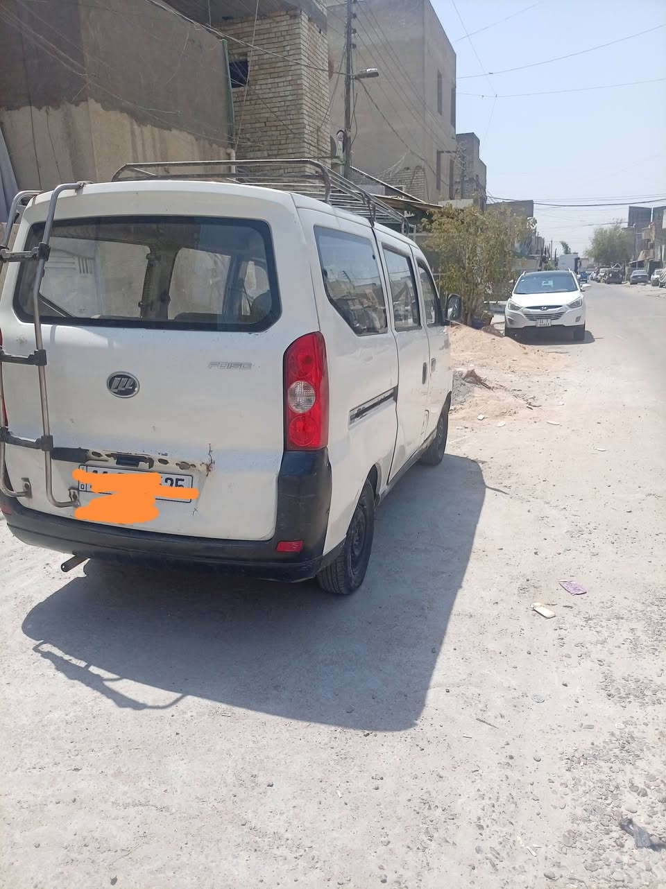من رخصة مسوول  الكروب المحترم
باص ٧ راكب موديل ١٢ خصوصي ماعليها غرامات صاحبها يريد تحويل كير ومكينة خير من ألله الكشر كدامكم  سيارة بيها شلعة حلوة  ترايها كلش حلو  التبريد اتصور قايش  لبعنوان بياع شار ع  ٥
*********** السعر ٢٧ وبيها مجال للطيبين الغرفة  يرادلها ترتيب
