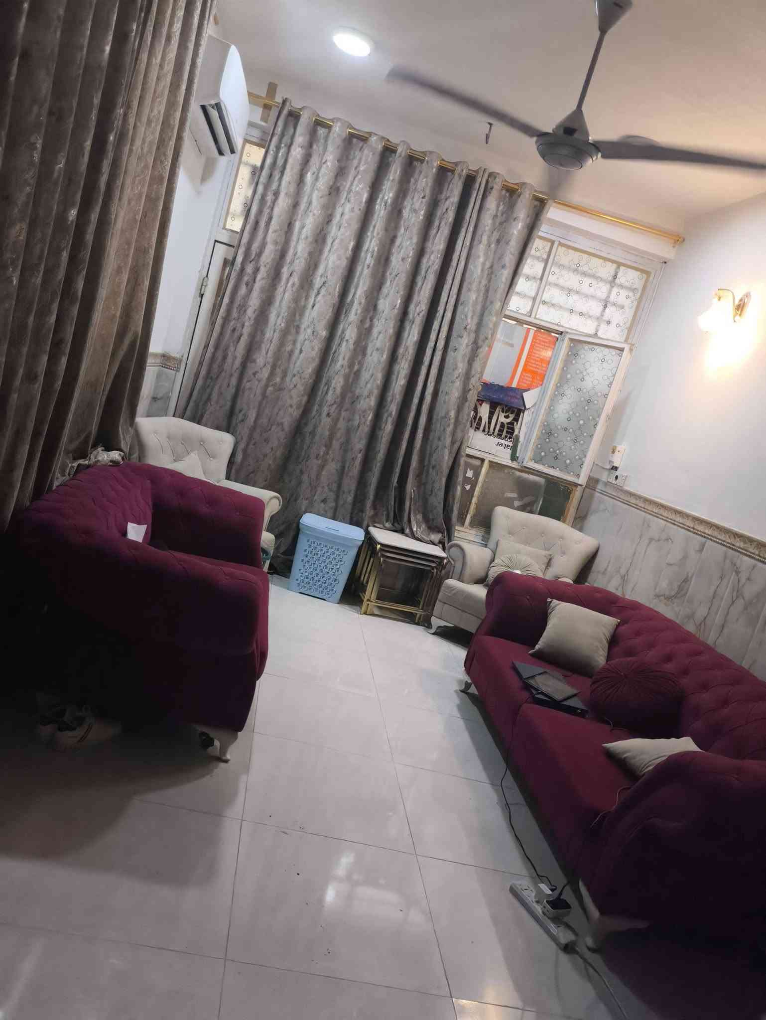 بيت طابق واحد للبيع طابو زراعي سند 25 تحويل موباشر المساحه 100متر بناء حديث درجة اوله العنوان بابل شارع 80 خلف البانزيخانه الجديد بشارع المحوله الول السعر كلش مناسب بنسه المنطقه 
***********
