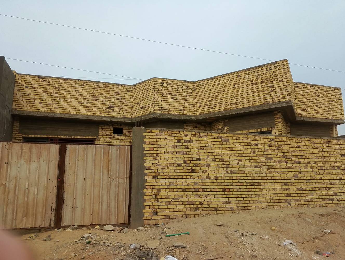 بيت • ٣٠٠متر • الهنديه جنوبيه خلف مدرسة