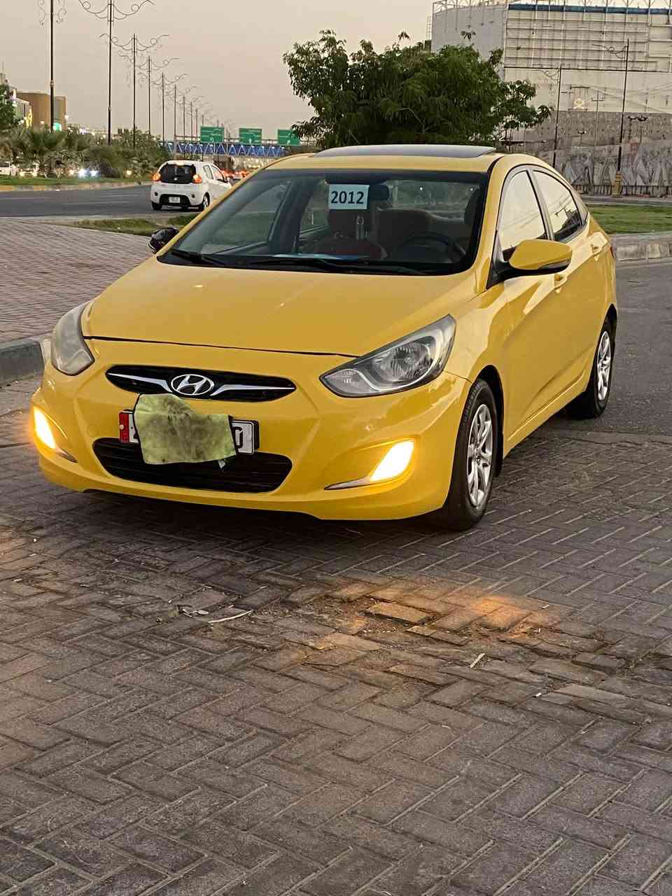 سلام عليكم اكسنت خليجي 2012 محرك 1600 فول مواصفاته مكان سياره كربلاء بسمي سنويه 2031
***********

نص مكتوب في الصور:
- 2012