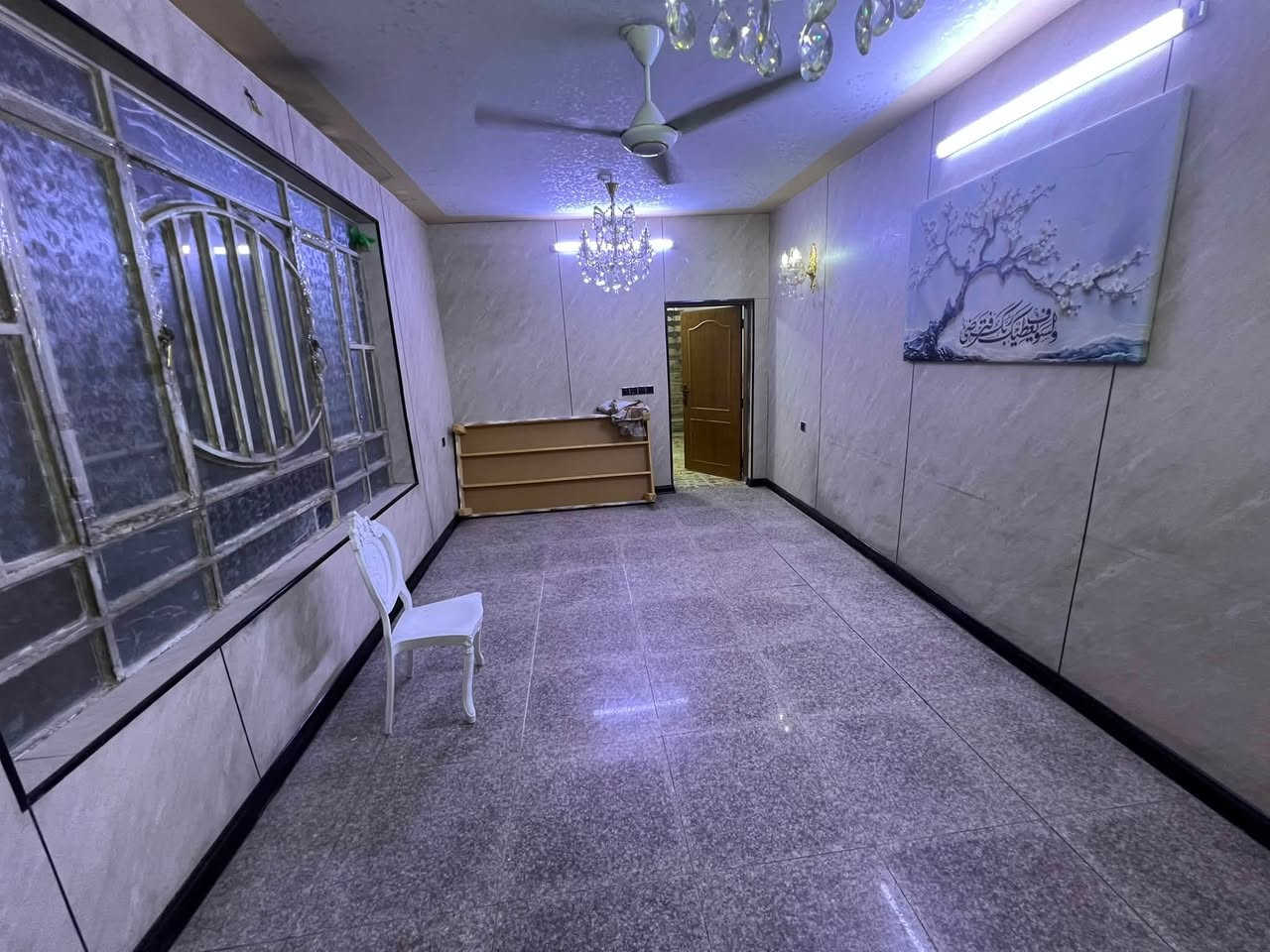 سلام عليكم
بيت ١٥٦ متر الواجهة ٦،٢٥ النزال ٢٥ للبيع النعيرية فلكة رقم ١٠ 
الطابق الاول : صاله ، مطبخ ، غرفة نوم ، حمام 
الطابق الثاني : 3 غرف نوم ، حمام 
للاستفسار اتصال واتساب : ***********
