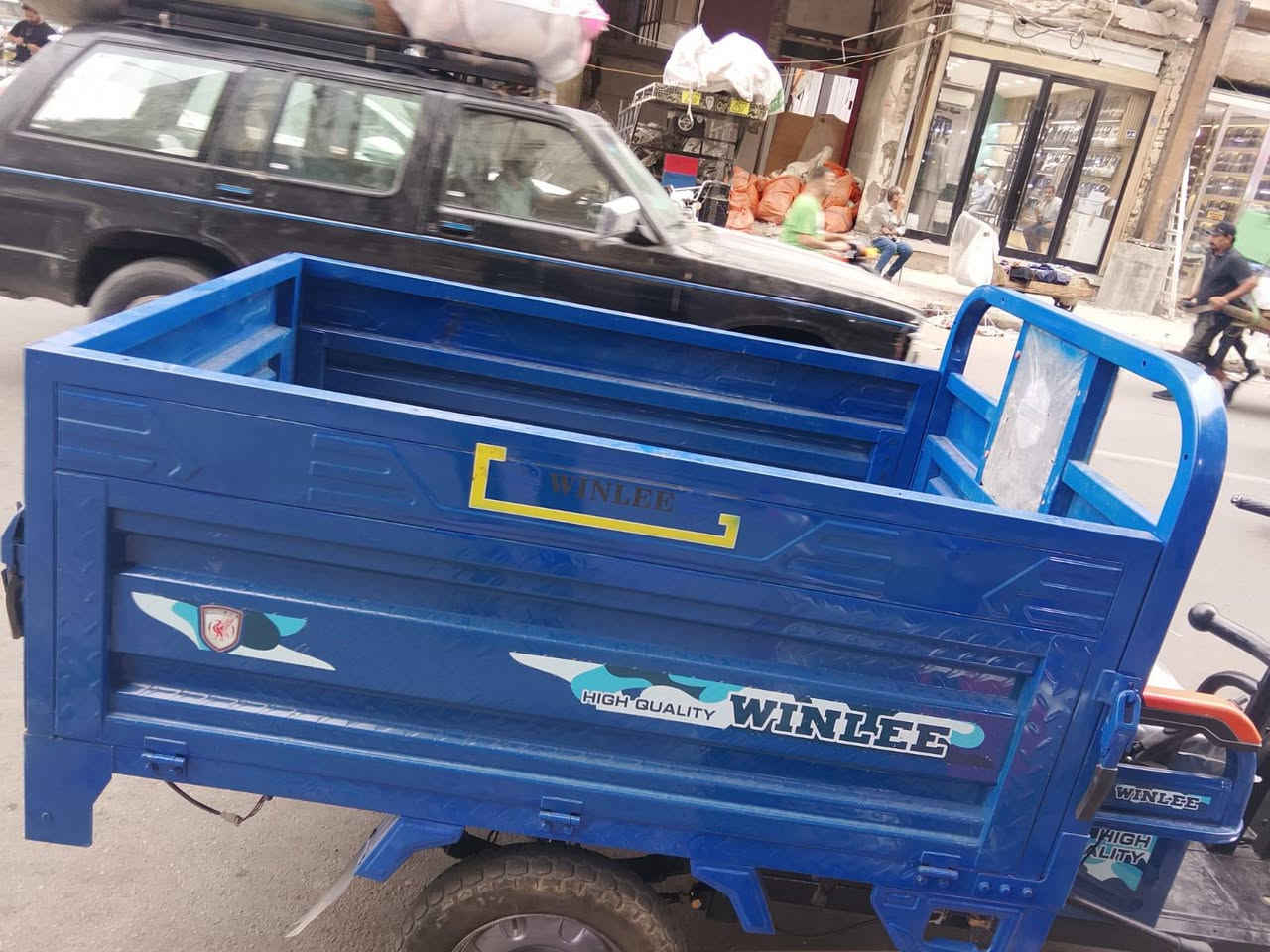 ستوته شحن • بطاريات نضيفة • باب معضم