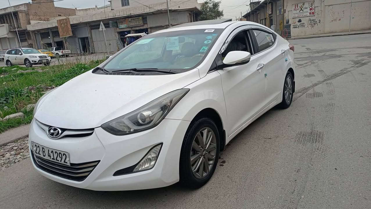 الانتره للبيع موديل ١٦ محرك ١٨ كله شرط سيارة نضيفة وما تصرف عليها
بدون ضرر بيها ثلث مكانات صغار بارد مكاني ١٧ تموز
السعر ١٢٠ وبيها مجال ***********
