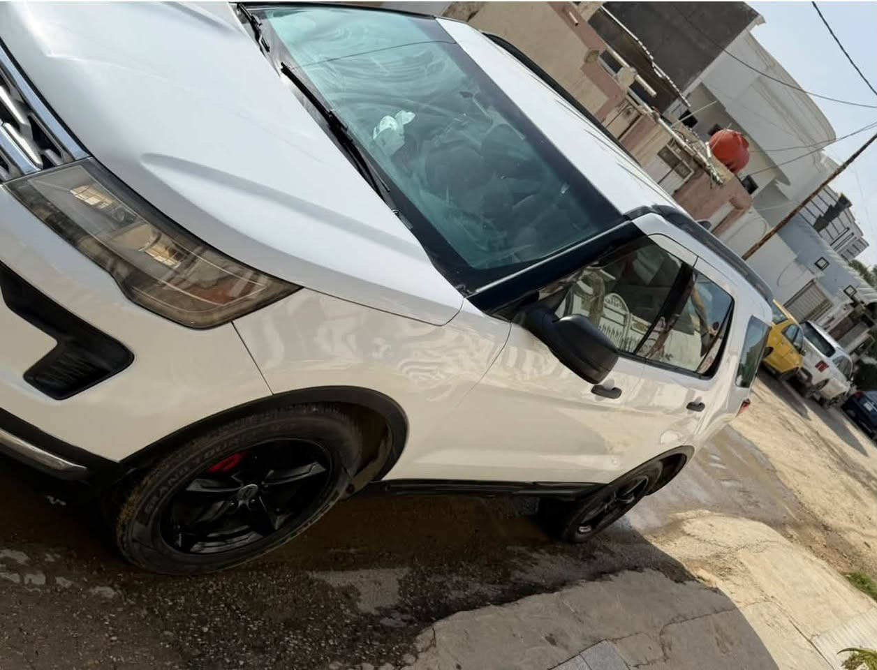 فورد اكس بلورموديل ١٨ رقم بغدادسته سلندر٧راكب لايت زنون كرسي السائق كهربائي تخم تاير موبايل ***********
