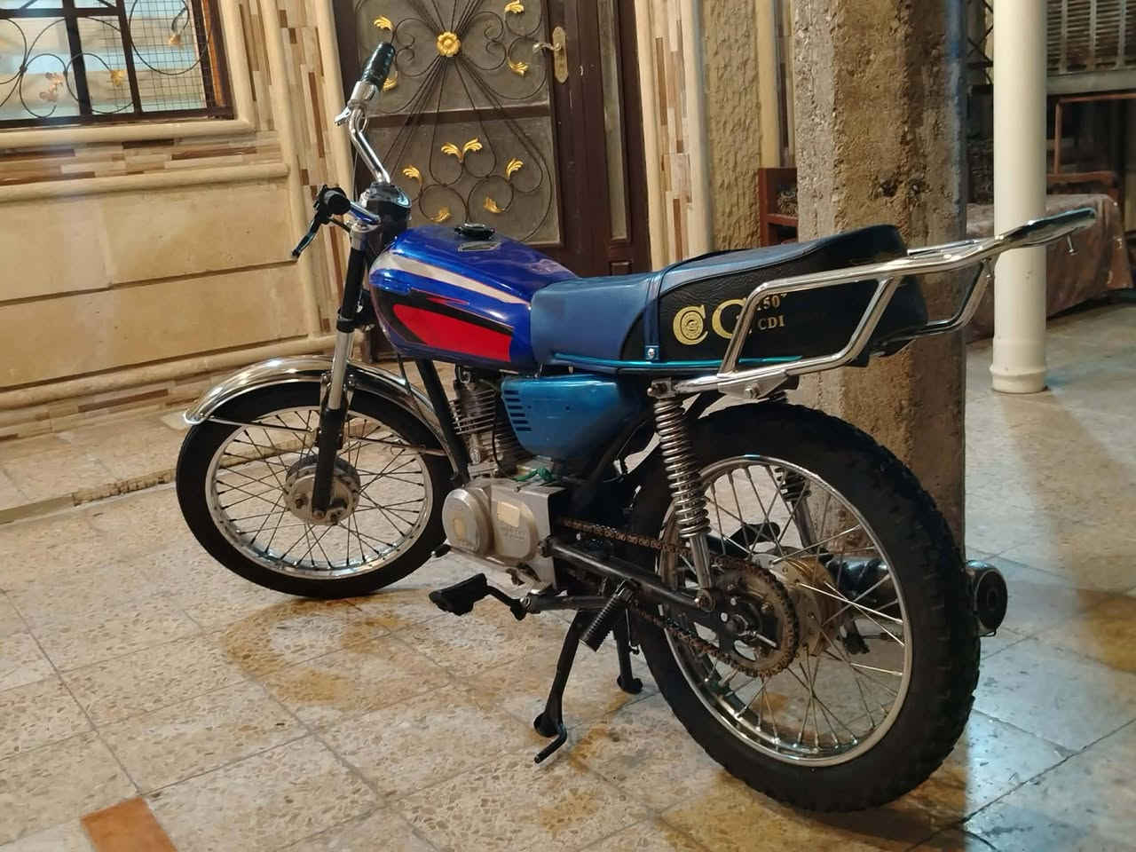 سلام عليكم دراجه نضيفه لوك موديل18ال سعر 300او بي مجال حك ال جيه ***********

