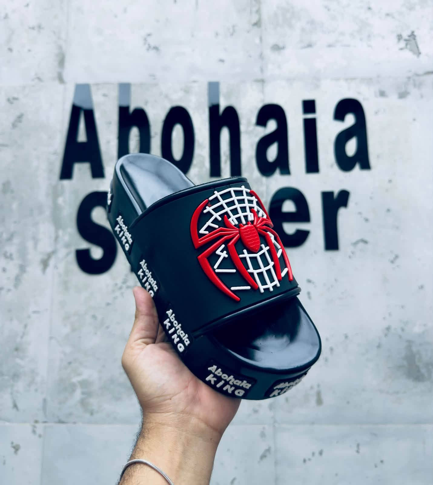 متوفر جمله ومفرد الحجز واتساب ***********

نص مكتوب في الصور:
- Abohaia slipper
- Abohaia stopper