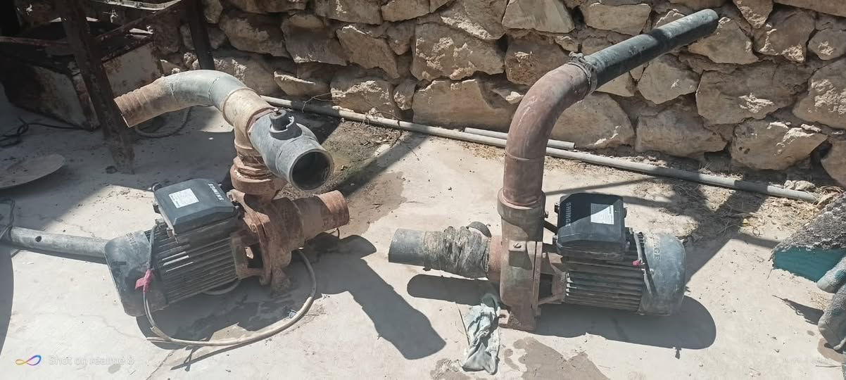 السلام عليكم ماطورات 3احصان عد 2 هياتشي القديم للبيع صوندة عراقي 3 انج بوري 3 انج صوندة 2 انج 
للأستفسار التواصل على الرقم *********** متوفر واتساب
