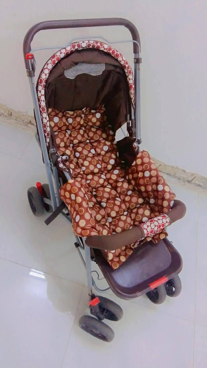 عربانة طفل • نضافة ٩٠٪