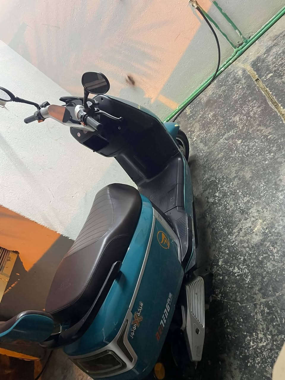 دراجه بنك X Motor للبيع
6 بطاريات مسطره 60 فولت
تمشي 60كم بالشحنه
نظيفه شرط الفحص
السعر 500وبيها مجال تدلل 
المكان فلوجه حي نزال وتساب ***********
