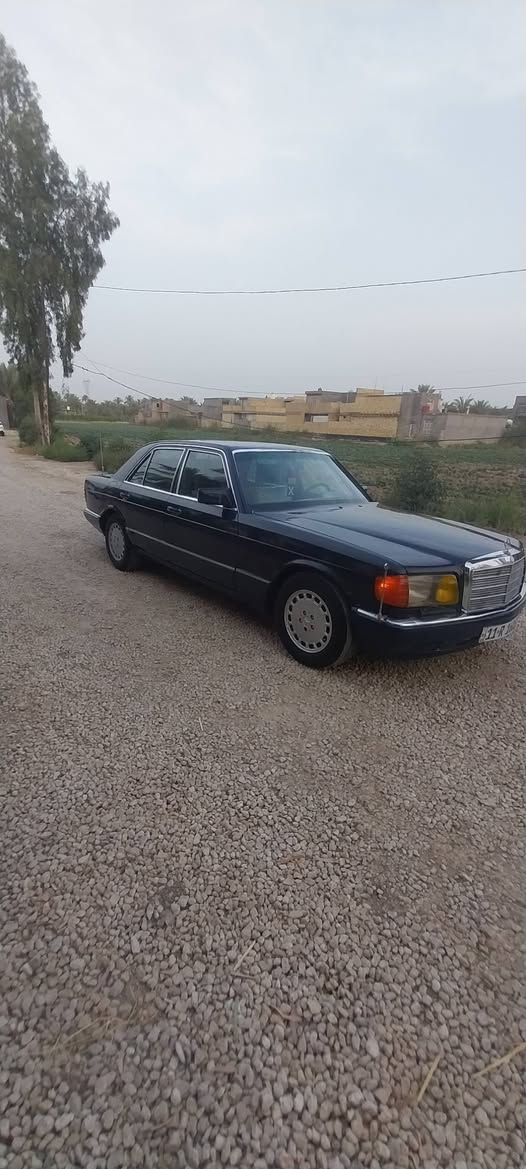 سلام عليكم سياره مرسدس البيع سياره نضيفه حيل دبلات جدد تخم تير جديد كمله مكمله سياره تريك البصره محور محرك بطه كير ومحرك مكفولات وتفصيل خاص وهذه رقم ***********
