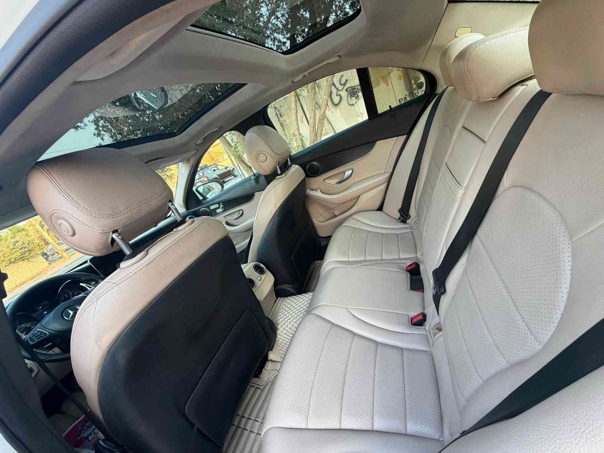 مارسدس c300 فول صفر مسج 
صبغ جزء من لبنيد 
ماشية ٩٠ mil 
بدون نقص جاهزة سيارة 
مكاني بغداد  
162$ 
***********

نص مكتوب في الصور:
- 000-23983588 - 12/12/2018 INSURANCE AUTO AUCTIONS, INC. - IAAI.COM 000-23983588 - 12/12/2018 BidFax.info
