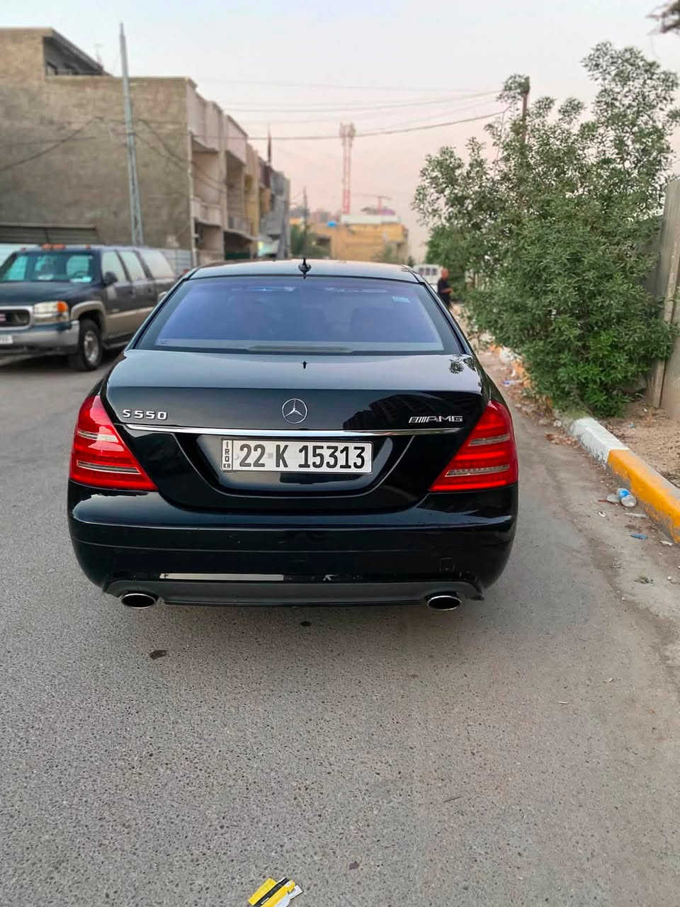 السلام عليكم مارسيدس S550 السياره كفاله عامه من الصبغ بيها مكانين بارد داخل حمصي مكينه كير تبريد منضومه جديده من الدشبول للبجم سنويه بسمي هزه جديده فحص جديد 5 بردات حمات جدد السياره مال بيت ممتعوبه كت كامل AMG من الدعاميه للدعاميه الخلفيه ب200 وبيها مجال شي بسيط السياره لتقارنها بلباقيات ولتقارنها بل 350.        مكاني بغداد محكمه العدل ***********
