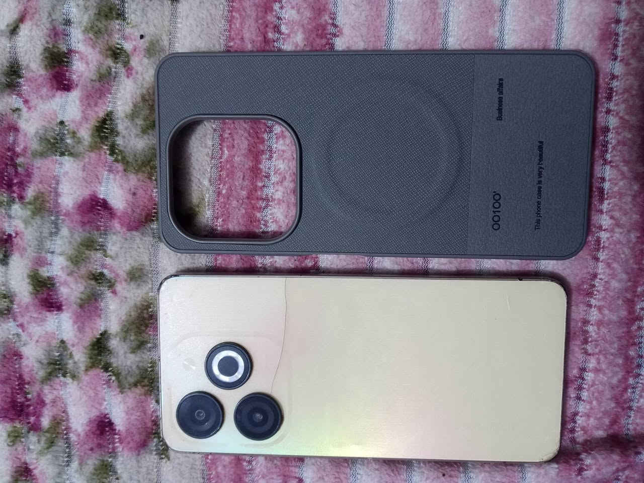 🔥 للبيع Infinix Smart 8 🔥
📱 الشاشة: 6.6 إنش HD+، بتردد 90Hz
💾 الذاكرة: 64GB
📸 الكاميرا الخلفية: 13MP
🤳 الكاميرا الأمامية: 8MP
🔋 البطارية: 5000mAh
🔐 بصمة جانبية + فتح بالوجه
📶 يدعم 4G وشريحتين
🔹 الجهاز نظيف وحالته جيدة
🔹 يوجد خدش خفيف بالشاشة فقط
🔹 الجهاز فقط بدون ملحقات
💰 السعر: 75,000 دينار
🤝 مجال بسيط للتفاوض للجاد فقط.
📞 للتواصل: ***********
