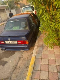 بي ام زعره 90 موديل تبريد كامل كير جديد السياره حلوه لا ضربه ولاخياس غ...