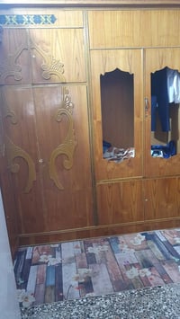 غرفه اخشاب • كامله • تحتاج ترتيب