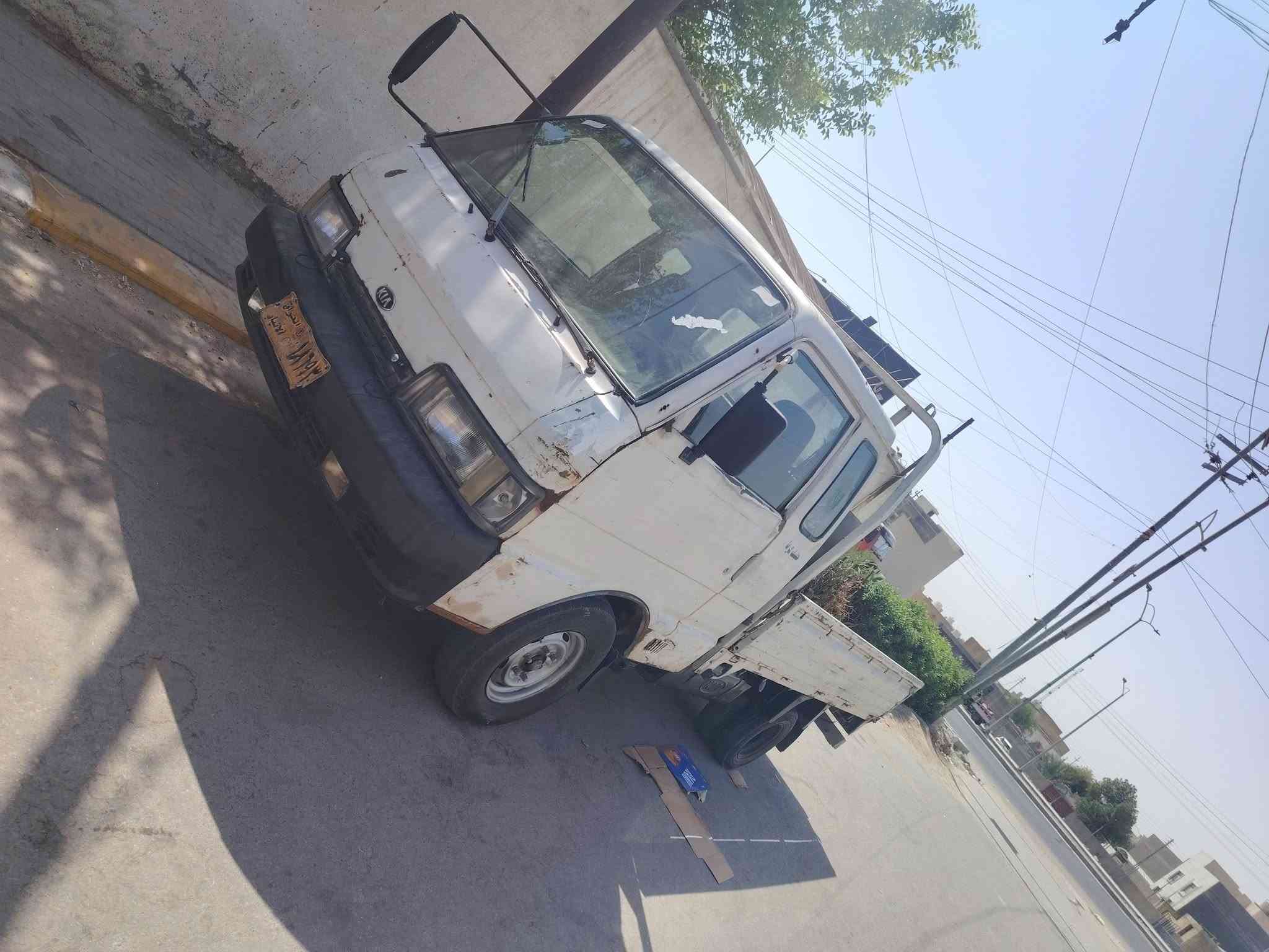 السلام عليكم اخوان كيا بنكو موديل 95 سياره جديده وجاهزه منه للشغل مكينه وكير واكسن وشاصي مكفولات كفاله عامه رقم صدامي راعيه ماندله اتكفلك سرقه وعشاير مستمسكاته موجوده السعر 23 قفله قفله داخله حصه كاز كل المحافظات عنوان ناصريه مركز ***********
