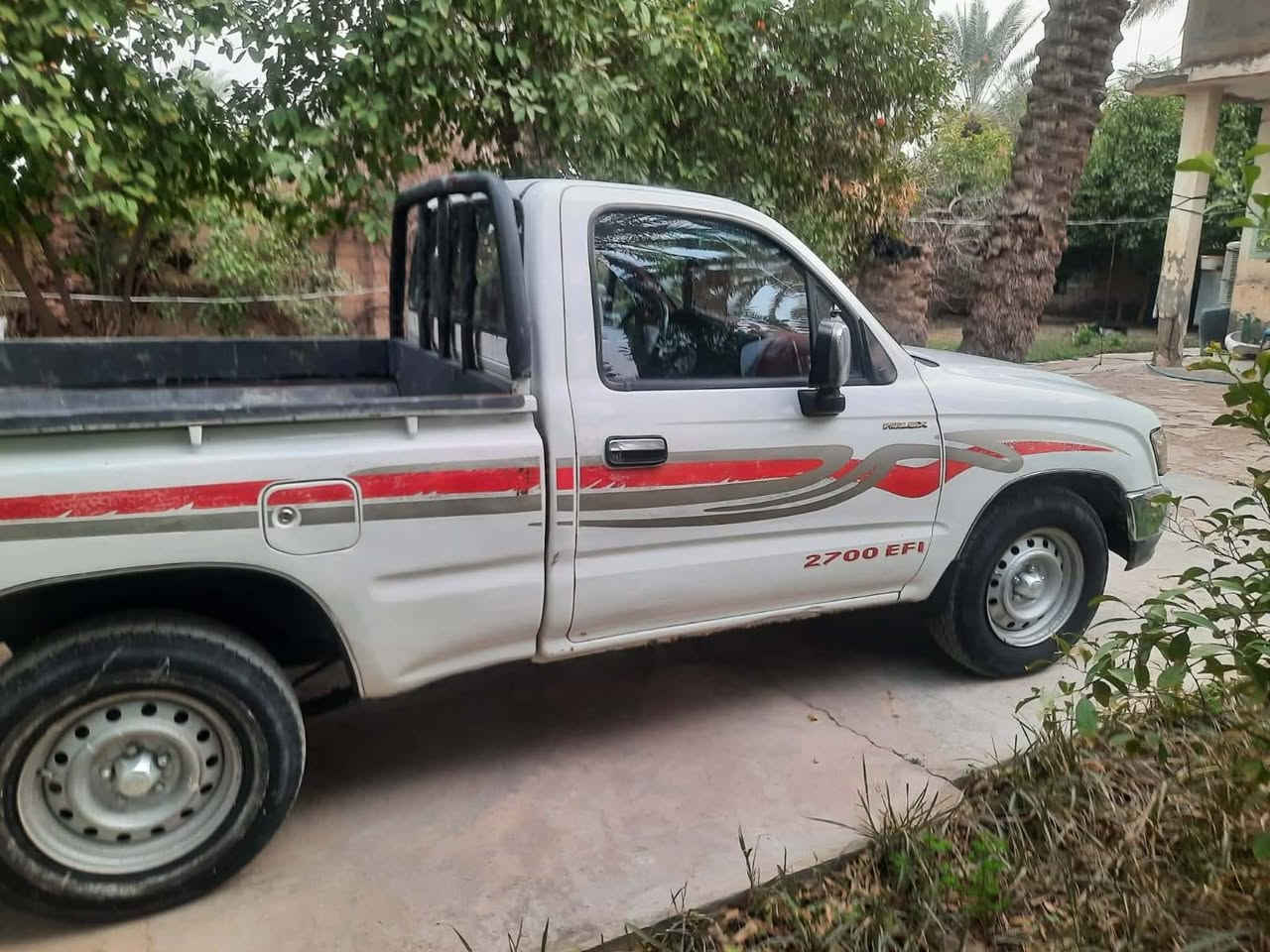 سلام عليكم عندي بيكم جمره تك ٢٠٠٣لبيع او مراوس بادبل قماره كاز وانطي فرق حسب نظافه ان وجد علما سياره بسمي مشروع وطني
***********
