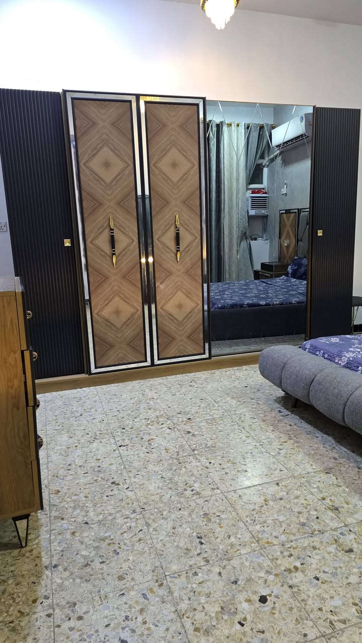غرفه 8قطع جديده مستعجل عليه شراي تصال ع رقم 
***********
