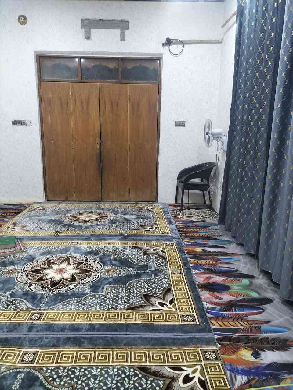 مكتب ولايه علي 

بيت للبيع المساحه 120متر طابو زراعي سند 25 اقرار محكمه مرقم بلديه 
البيت فارغ حاليا تستلم مباشر 

الاساس والسقف صب كونكريت مسلح بنيان طابوك كاشي سيراميك 

يتكون من غرفه وصاله واستقبال ومطبخ وصحيات داخليه وخارجي وصاله بالطابق الثاني تصلح غرفه 

العنوان البراكيه شارع المطار القديم قرب صيدليه صفا عبد الرضا 

السعر المطلوب 35مليون وبي مجال 

للاستفسار اتصال أو واتس اب 
*********** ابو علي 

*********** علي العبدلي
