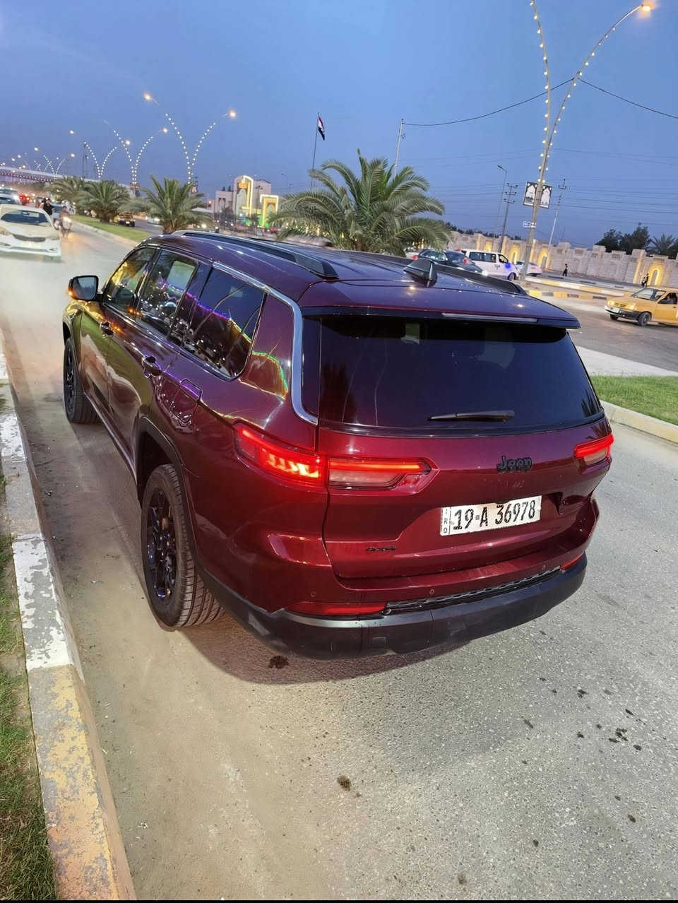للبيع  جيب موديل 2022 محرك 6سلندر 3600🚀 4×4 بيه صبغ 4 قطع و قطعتين تبديل اصليات نفس اللون بدون دواخل ولا شاصي ولا الغود بجم كبس راديترات نفسهن ماشيه 43 الف موصفاته فول السياره تظفئا ب كشنات جلد + كنتارا  شفات استيرن تدفئه استير  مودات قياده ثلاث قطع تبريد وتحكم منفصل شاشه جبيره رادارات 360درجه كامره داخل غرفت السياره وكامره خلفيه حساس خلفي كشنات منفصل وسبعه راكب  جنطه شفط كهرباء بصمه تشغيل عن بعد تحكم كشنات كهرباء  وهواي بعد مواصفات بيه مواصفات سعره 235 مكاني كربلاء للتواصل على الرقم ***********///***********
