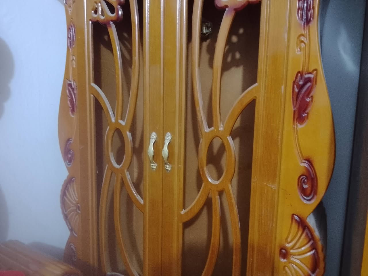 غرفه لبيع جديده على شرض رقم تلفون ***********
