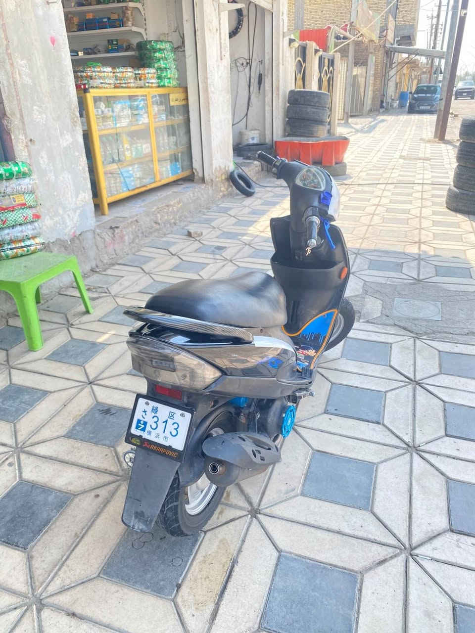 سلام عليكم دراجه ماكس عدله للبيع مكينه مفتوحه بوشه وبستم 55 سلف وهندر شغاله وشلعه ومعدل مكان ناصريه مركز ***********
