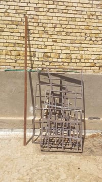 حديد شبابيك • باب المنيوم • ٣ قطع