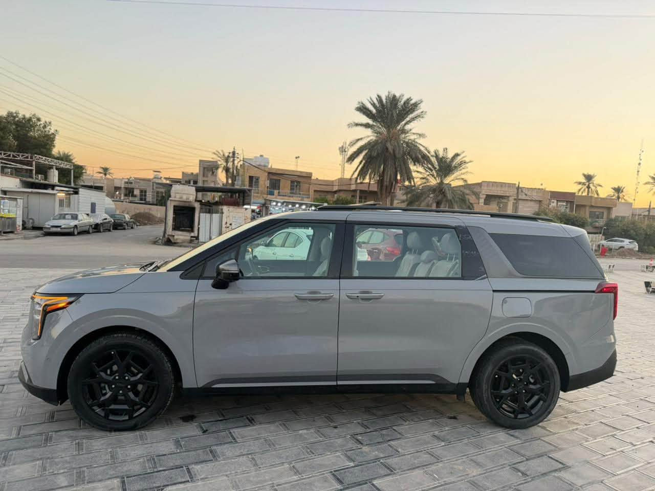 ياالله

السلام عليكم 

كيا كرنفال هايبرد 2025 SX  بلاك ادشن برستيج وارد امريكي 

Kia Carnival Mpv Sx Prestige 2025 1.6 Hybrid

                  Hybrid حجم المكينه : 1.6 تيربو + هايبرد 

        المسافه المقطوعه : 20 الاف كم

      الضرر : باب سلايت مبدل نفس لون 
                             وجاملغ صبغ الخلفي   

                 حالة الايرباك : سليم  بدون ايرباك  

#مواصفاتها 

1.شاشه

2.كامرات 360

3.بصمه

1. بنوراما فتحتين

5.ويل كب اسود

1. تشغيل عن بعد

7.حساسات خلفي امامي

8.بيبان كهرباء

9.لايتات لد

10.لايتات زنون

11.بكلايتات لد

12.اشاير بالمري

13.رادارات 360

14.كشنات جلد 

15.ثلاث قطع تبريد

16.هيترات بالكشنات حار بارد امامي خلفي

17.هندبريك بصمه

18.شحن وايرليس

19.هيتر بالاستيرن

20.كشافات 

21.مري شفط

22.كشنات كهرباء امامي خلفي

23.كشن السايق ميمري

24.تحديد مسار

25.نظام ايكو سبورت عادي

26.كامرات محيطية داخل السياره

1. كشنات خلفيه 

فول موصفات 1/1 جاهزه مرقم بغداد 

  

تفاصيل اكثر هذا رقمي *********** تحياتي 

مكاني السياره النجف الاشرف

نص مكتوب في الصور:
- 000-4289666 - 08/05/2025 - IAA Inc.
- 000-42896696 - 08/05/2025 - IAA Inc.