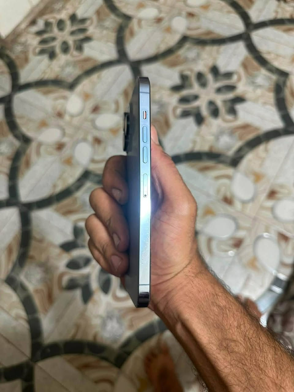 مكلف بالنشر
ايفون 13 بر ماكس
مبدل بطاريه 100 بس بطاريه 

وضهر مكسور 

ذاكره 256

لون بحري

السعر 575 قفل 560

مكاني الرمادي الخمسه كيلو

مكلف بالنشر شراي اتصل على صاحبه 

هـ ***********
