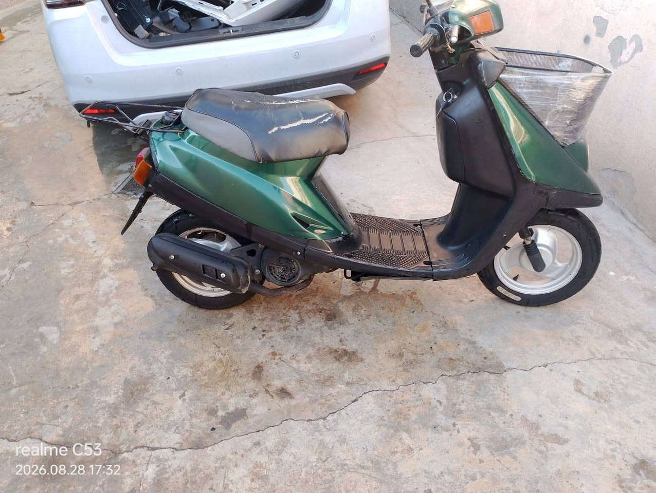 ياماها للبيع فقط مكينه جديده وناعمه نكره سلف كفرات جدد وكاملات
فقط بي صوت اكسل خفيف بالمعدل السعر 220 وبي مجال بسيط
***********
