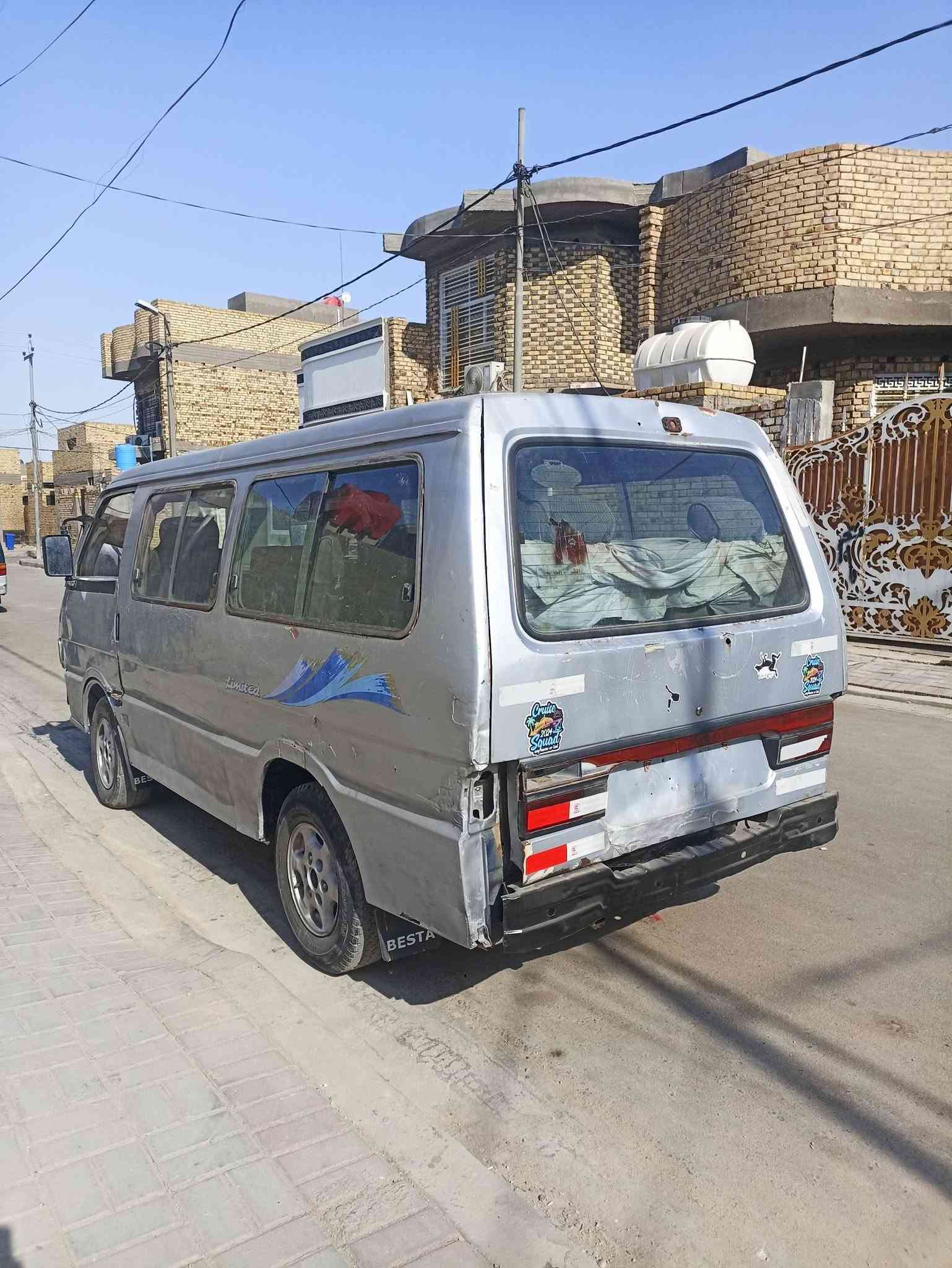 السلام عليكم كيا بستا للبيع مكينه بيه خيط بخار كير واكسن ومشط وبور وشواصي مكفولات رقم احمر راعيه موجود السعر 15 مكاني ديوانيه للاستفسار ***********
