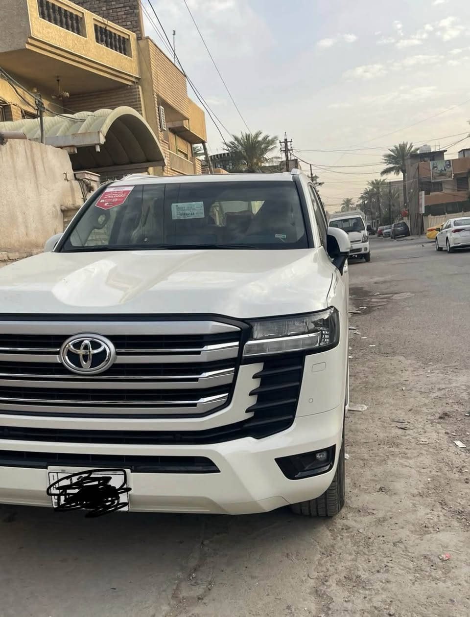 لاندكروز 24 GXR ماشية 9000 بغداد ***********
