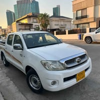 هايلوکس • ٢٠١١ • ١٦٥الف
