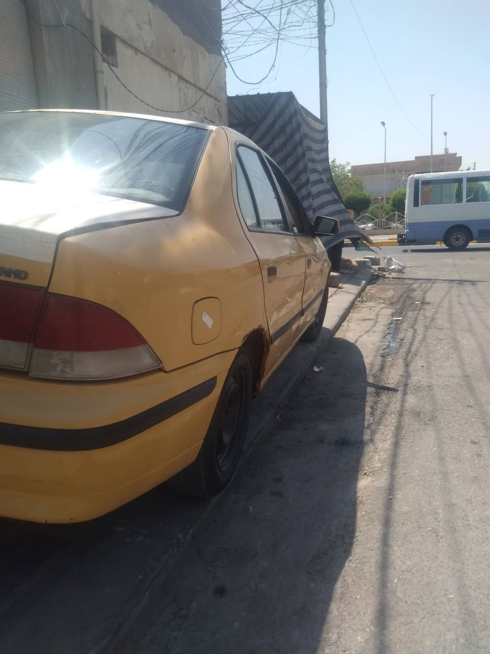 سمند • ٢٠١١ • ما بيه ضربه