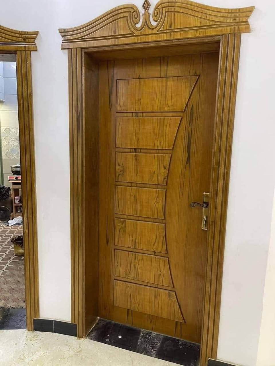 البصره صناعيه حمدان
ابواب تفصال حسب الطلب شغل درجه

 اولى كيلون تركي صبغ حراري 

للاستفسار ***********
