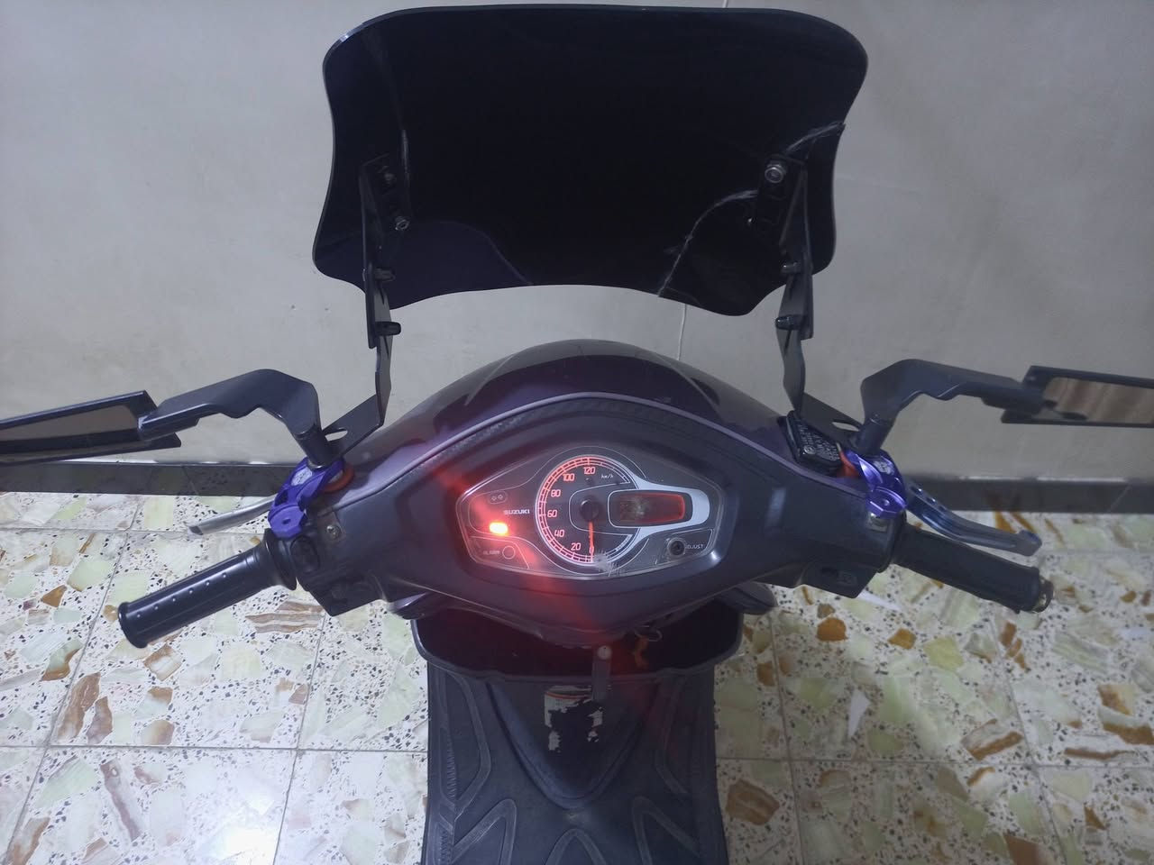 سلام عليكم دراجة للبيع سازوكي ادرس حجم V125S دراجةنوزل مابيهة نقص نگرةسلف  سعر700و@@بيهة مجال العنوان بغداد
*********** رقم الهاتف
