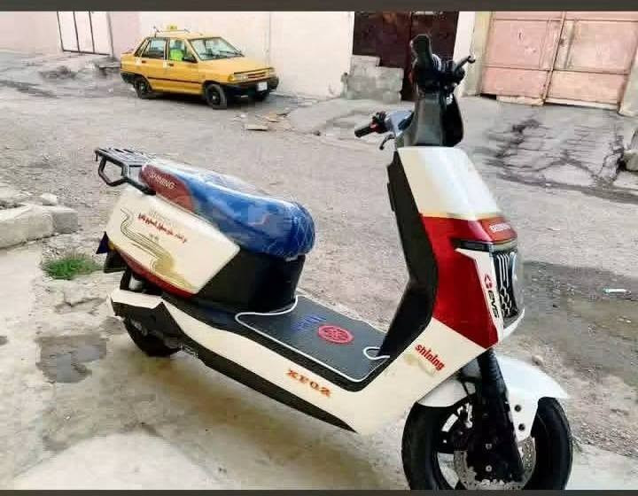 سلام عليكم اعاده ننشر بسبب وعود كاذبه
درجة شحن SHNİNG 

فول مواصفات موديل 2026 

متبت سرعه.

سرعته حقيقي 80 

بل شاشة هم 80 

مانع نزلق 

مانع اهتزاز

بطريات5 مسطره

يقرون ١١ يمشيك60 و50كيلو متر 

يحمل وزن 250 كيلو

وبيه بصما

رقم ***********

سعره525 بي مجل مستعجل على بيعته

مكني موصل حي البكر يم جامع البديع
