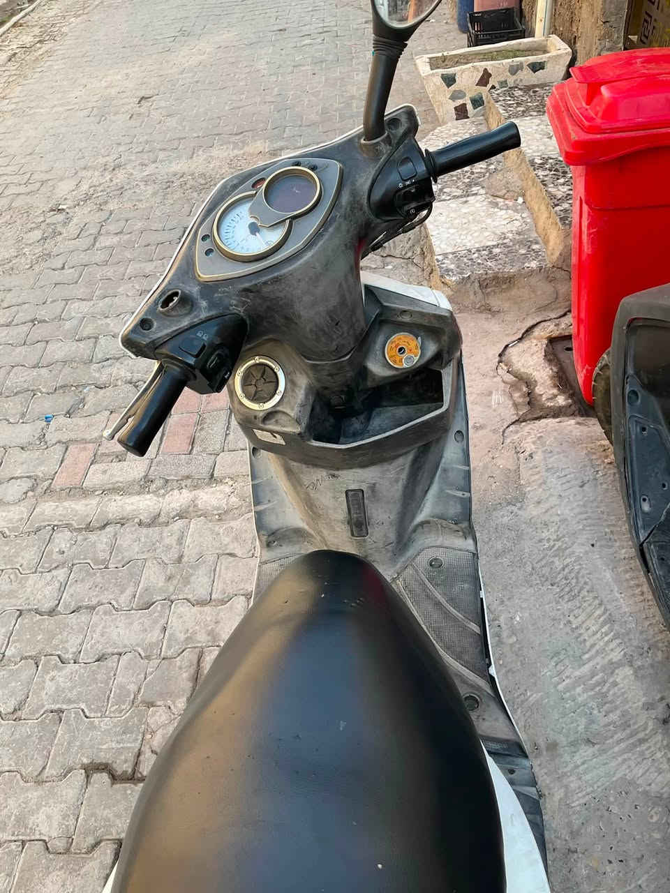 سلام عليكم سكنس فحل نوزل للبيع مكينه مكفوله 650 بغداد مدينه الصدر ***********
