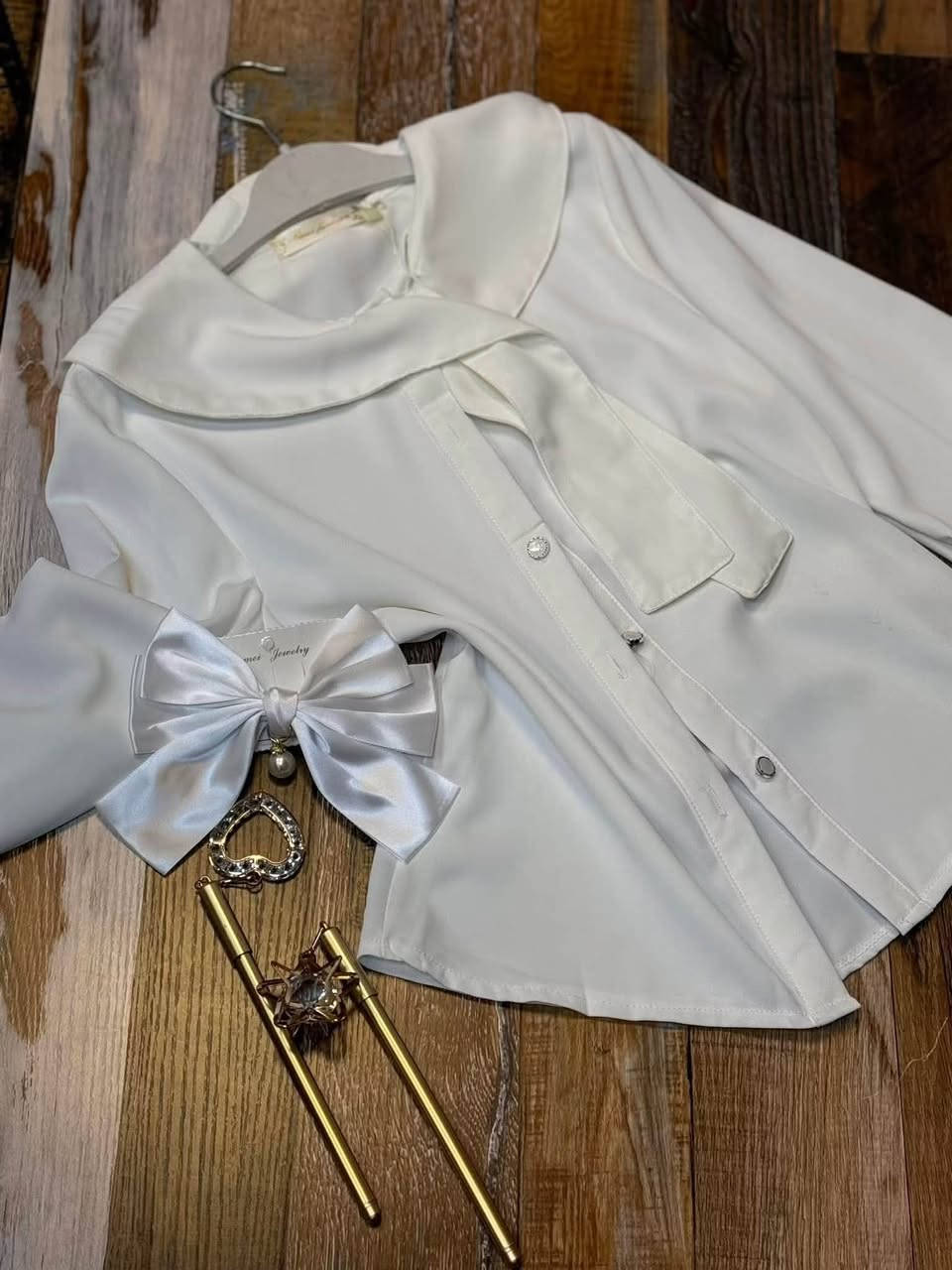 السلام عليكم
للبيع شلعه  

عندي 85 درزن صدريه و 85 درزن قميص

👕✅👀

صداري مدرسي  ابتدائي متوسط إعدادي كوالتي جدا عالي 

وقميص. مدرسي ابتدائي متوسط إعدادي. جاسكه. خامه 

دراجه اولى 

ابيع شلعه فقط 

الصدريه ب 8,500 

القميص ب 5000 

العنوان بغداد السيديه  شارع البداله 

قرب تقاطع دوريش

واتساب ***********

ماجواب تعاليق فقط اتصل او تساب
