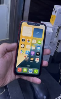 ايفون 11 • مبدل بطاريه وشاشه • ١٢٨ جيجا